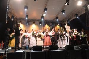 IZBOR NAJBOLJEG NO&Scaron;ENOG NARODNOG RUHA